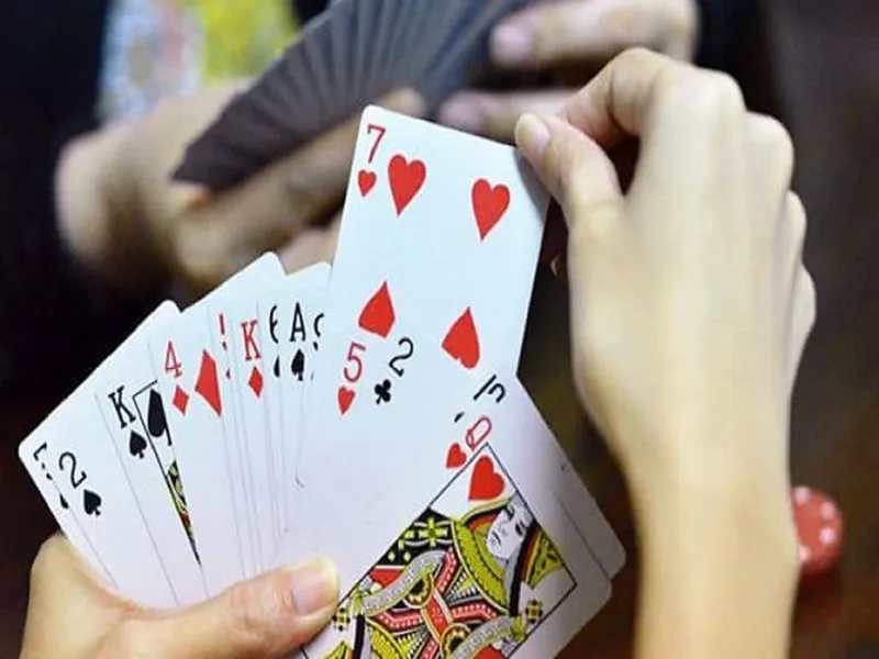 Ưu tiên đánh lá rác trước 